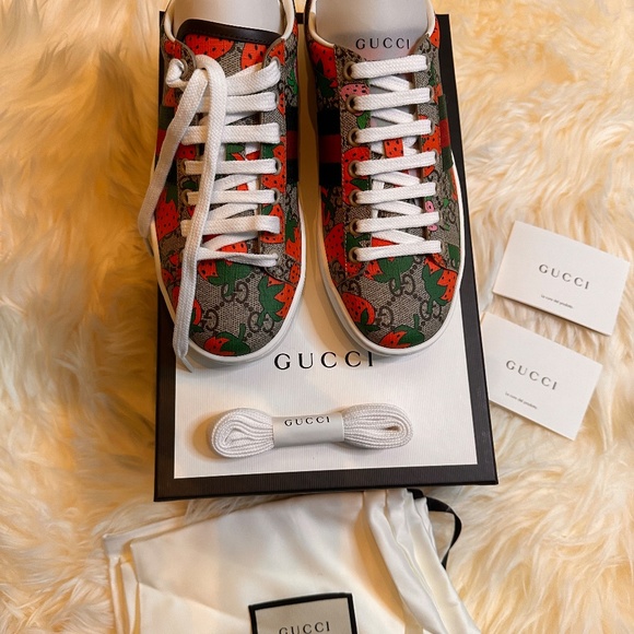 Gucci New Ace Women Sneaker - Picture 2 of 7